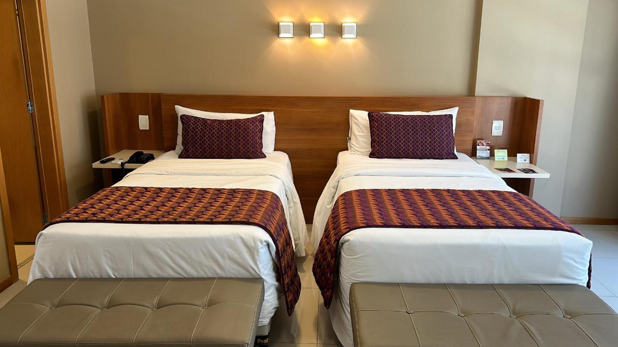 Jade Hotel Brasilia Candangolandia Zewnętrze zdjęcie A room at the hotel