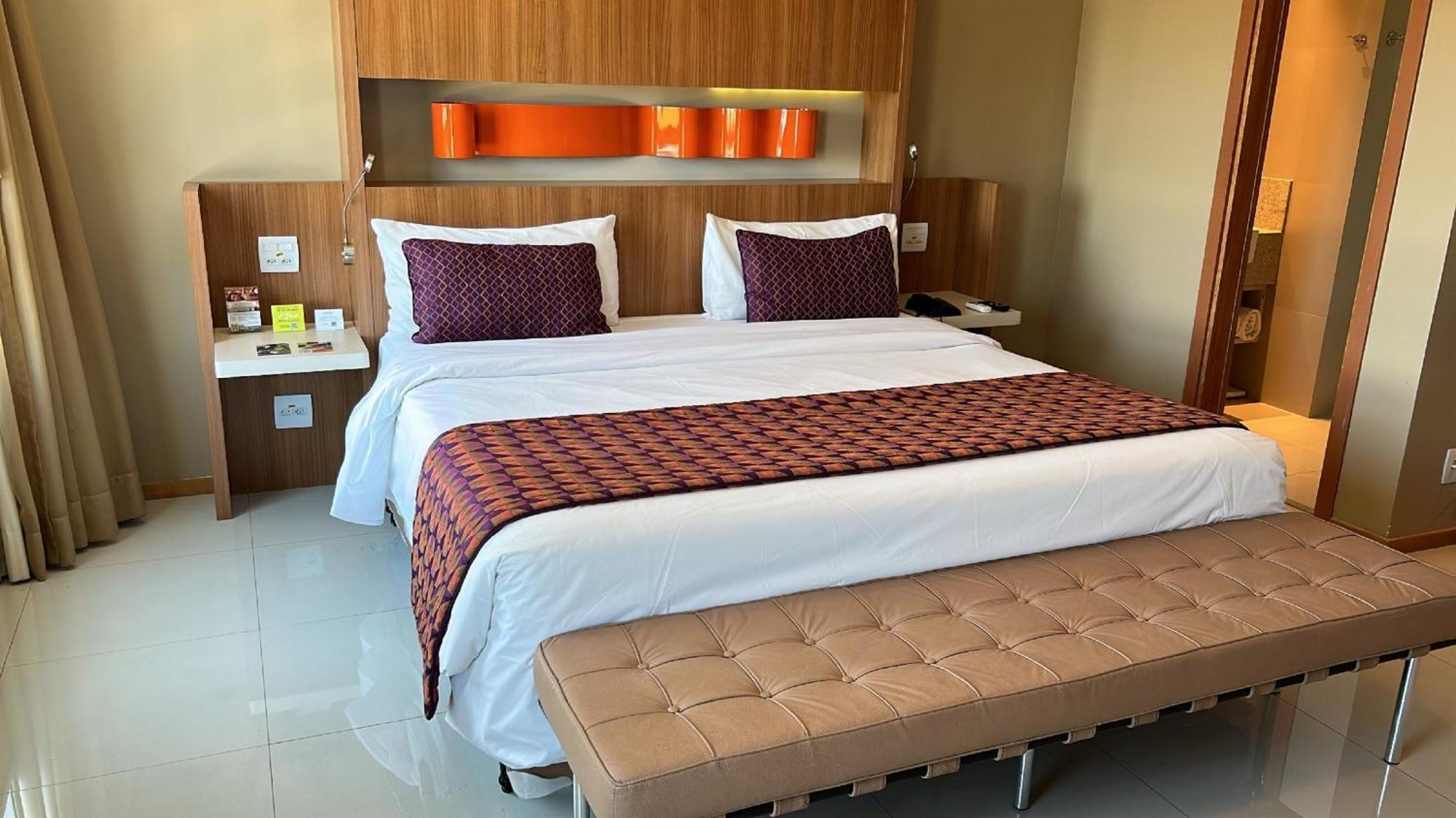 Jade Hotel Brasilia Candangolandia Zewnętrze zdjęcie A bed in a hotel room