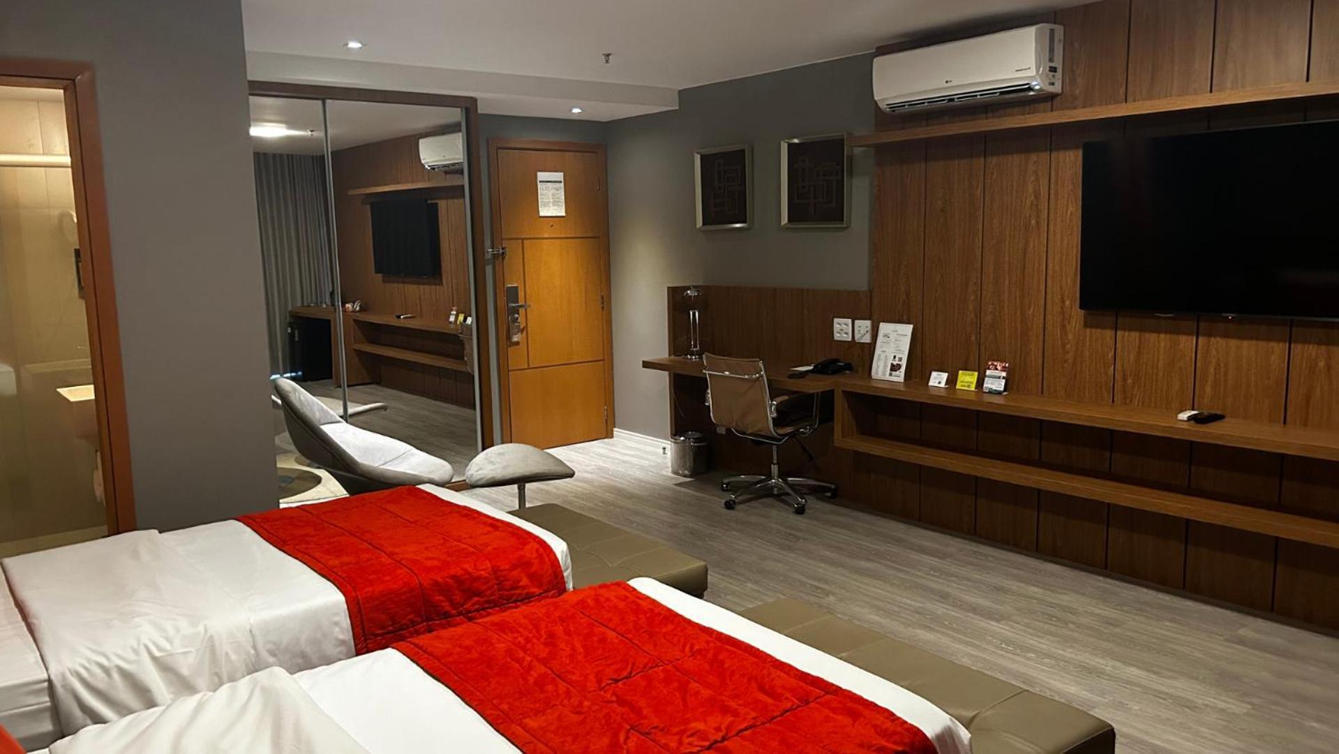 Jade Hotel Brasilia Candangolandia Zewnętrze zdjęcie A room at the hotel