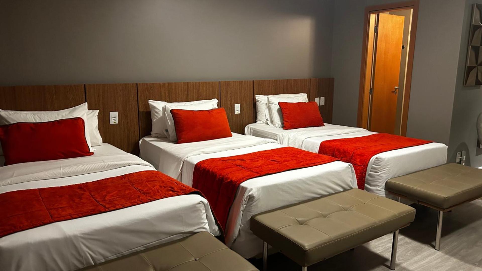 Jade Hotel Brasilia Candangolandia Zewnętrze zdjęcie A room at the hotel