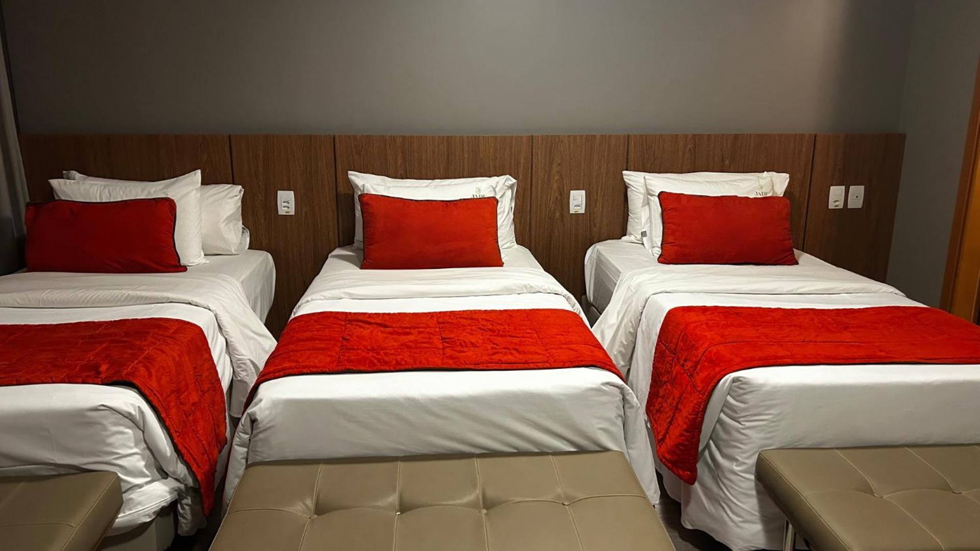 Jade Hotel Brasilia Candangolandia Zewnętrze zdjęcie A room at the hotel